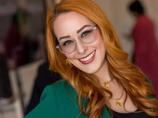 Portrait of Luna Stower